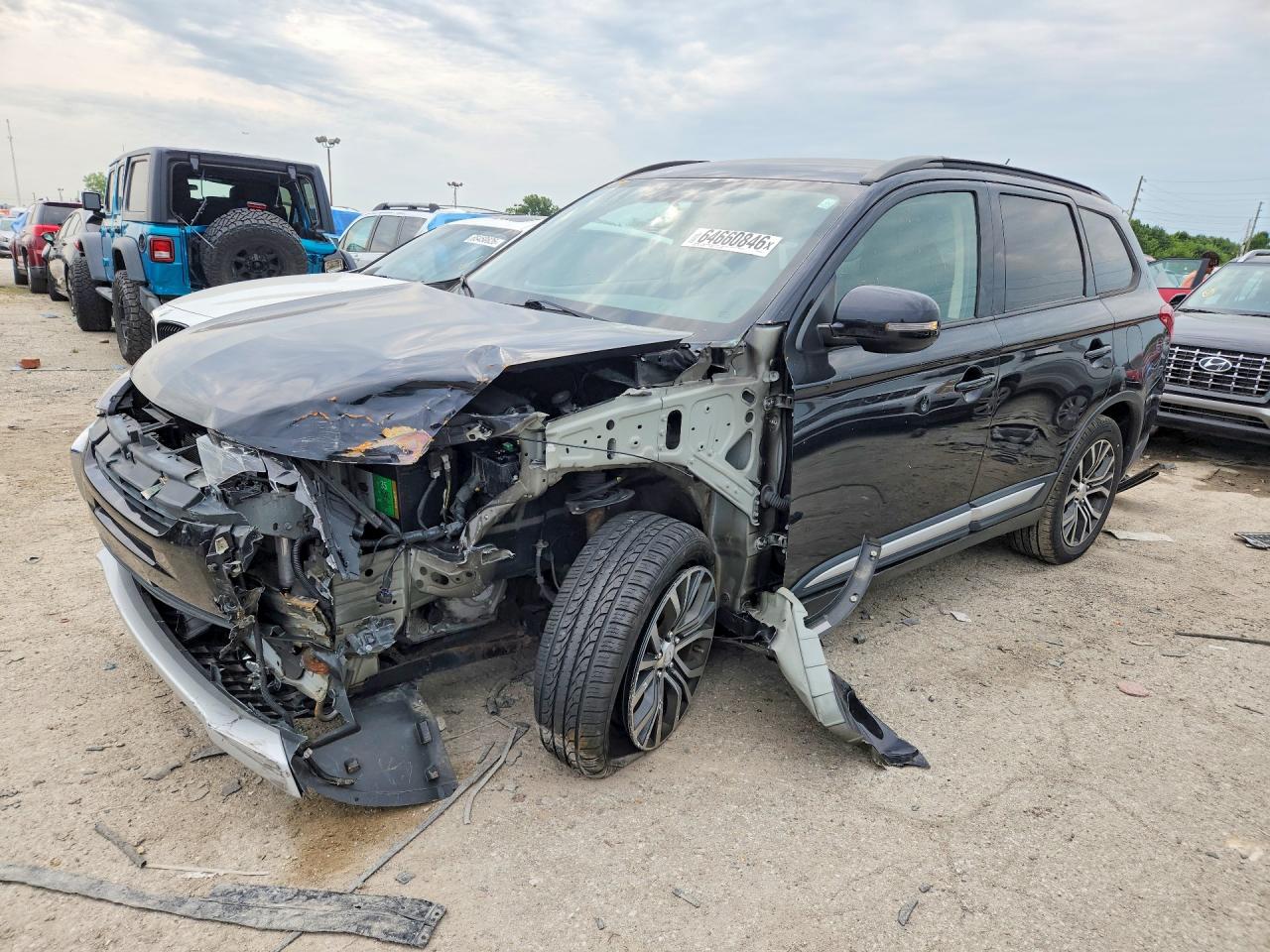 2016 MITSUBISHI OUTLANDER SE