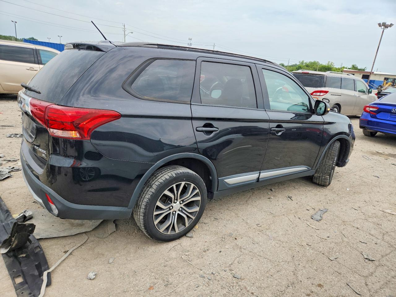 2016 MITSUBISHI OUTLANDER SE — снимка 3