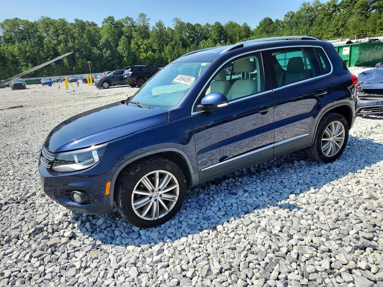 2015 VOLKSWAGEN TIGUAN S