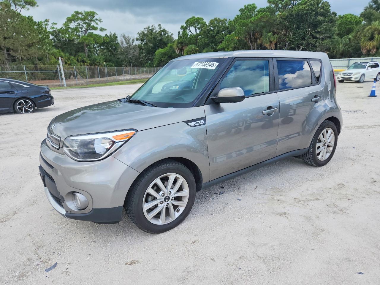 2017 KIA SOUL +