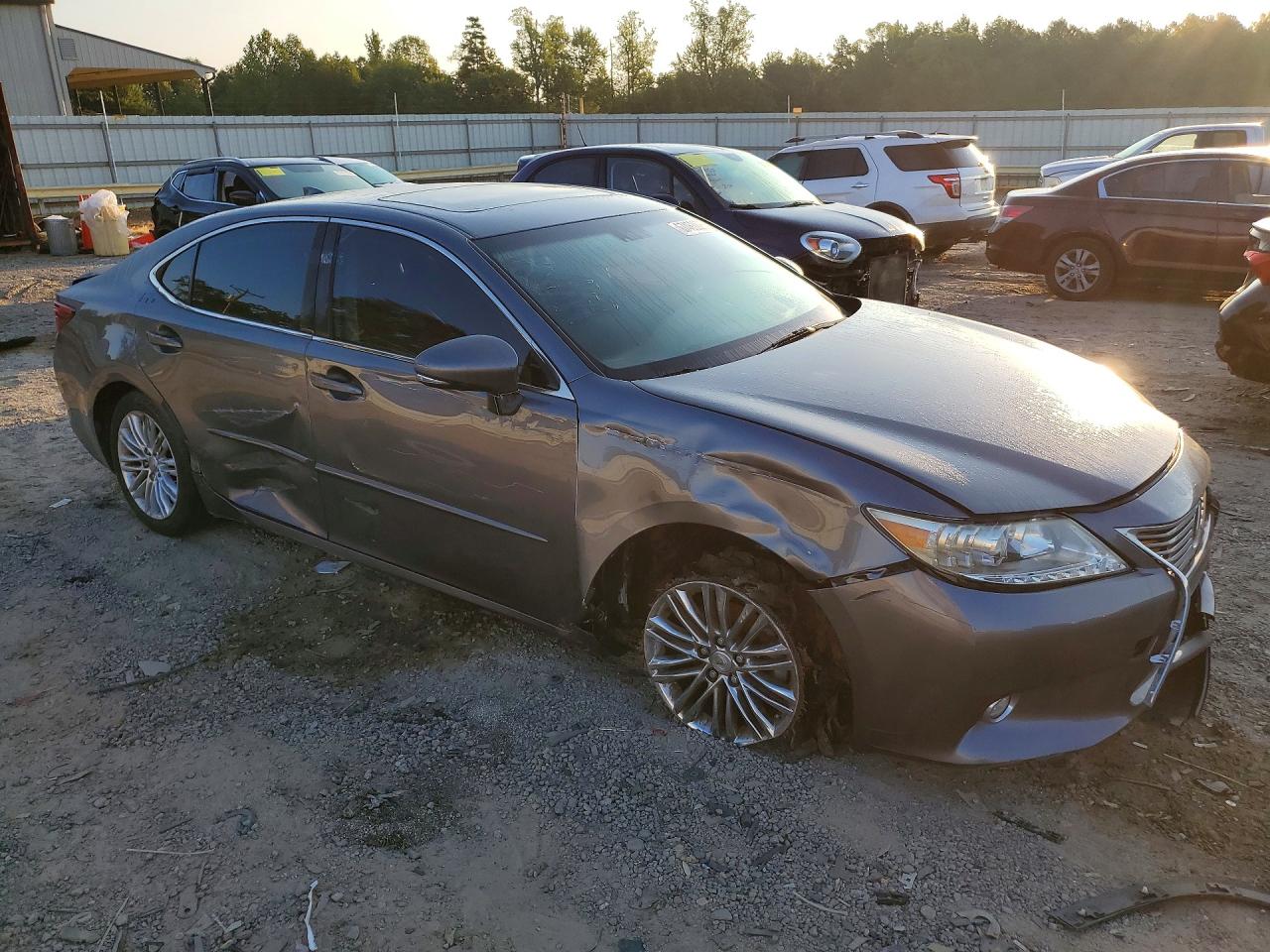 2015 LEXUS ES 350 — снимка 4