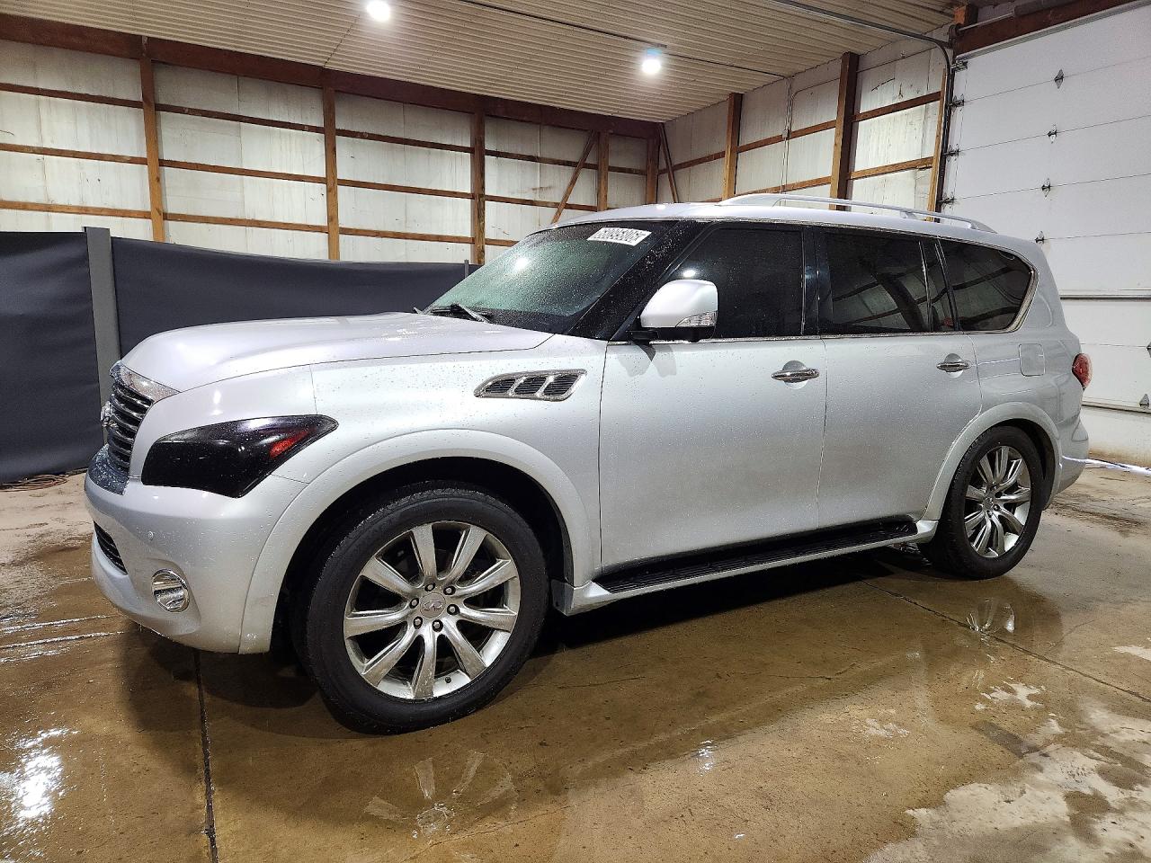 2013 INFINITI QX56 BASE