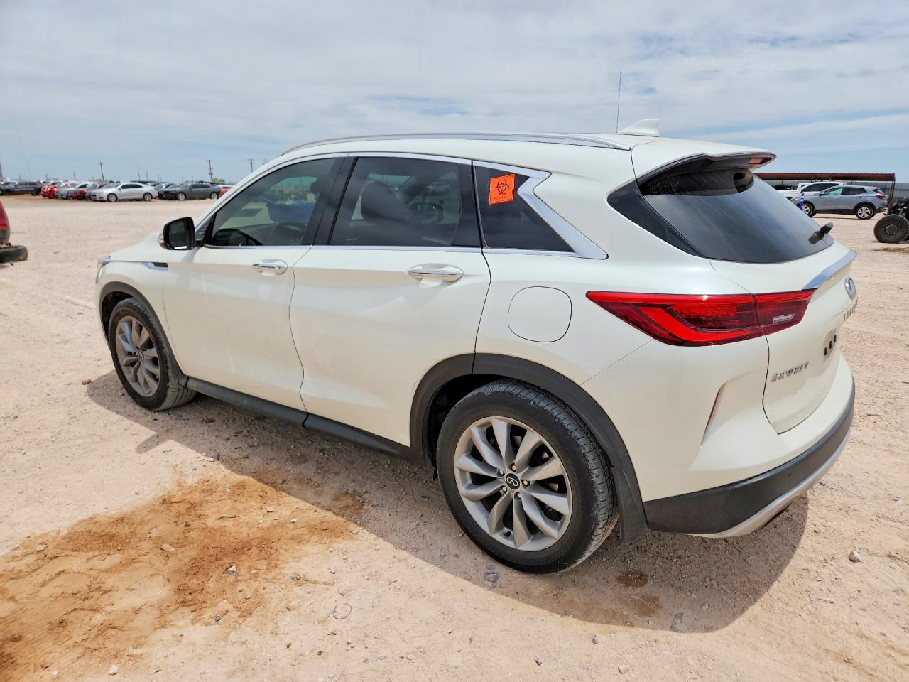 2021 INFINITI QX50 ESSENTIAL — снимка 2