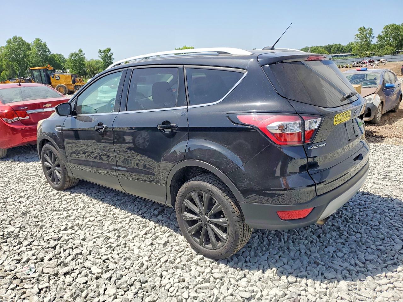 2017 FORD ESCAPE TITANIUM — снимка 2