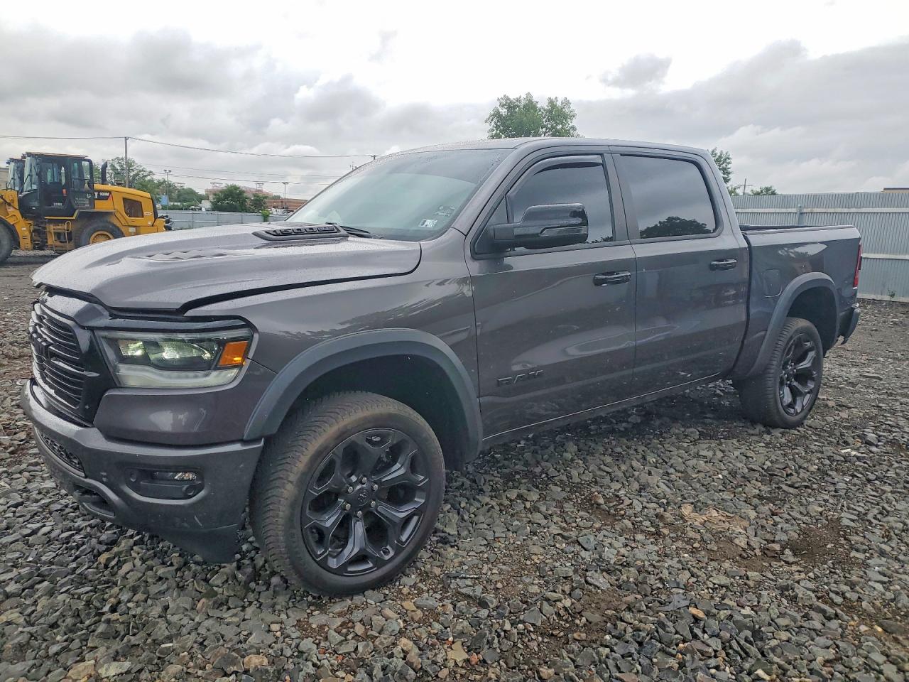 2024 RAM 1500 LARAMIE