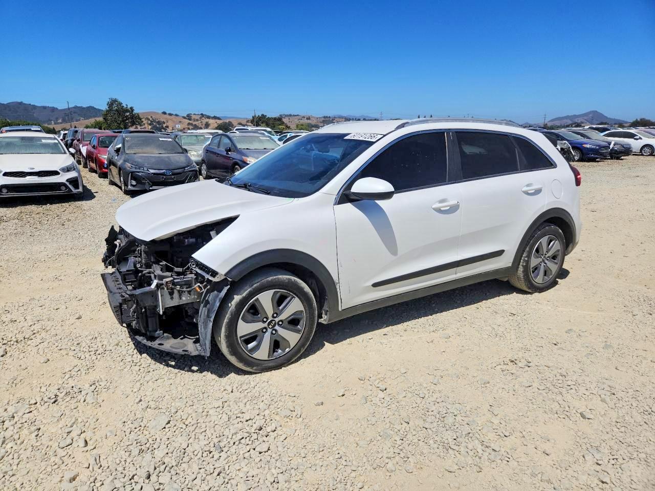2020 KIA NIRO LX