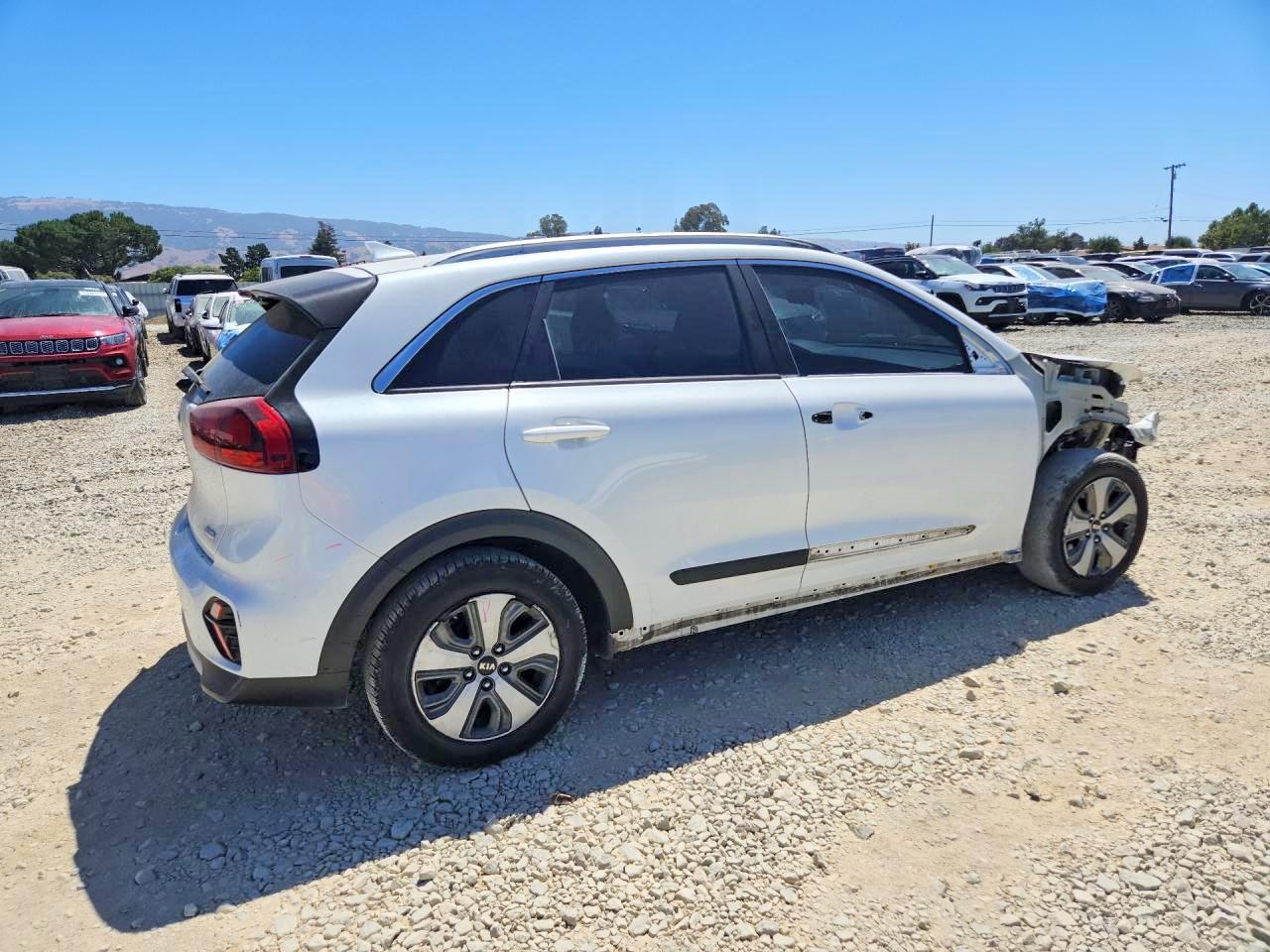 2020 KIA NIRO LX — снимка 3