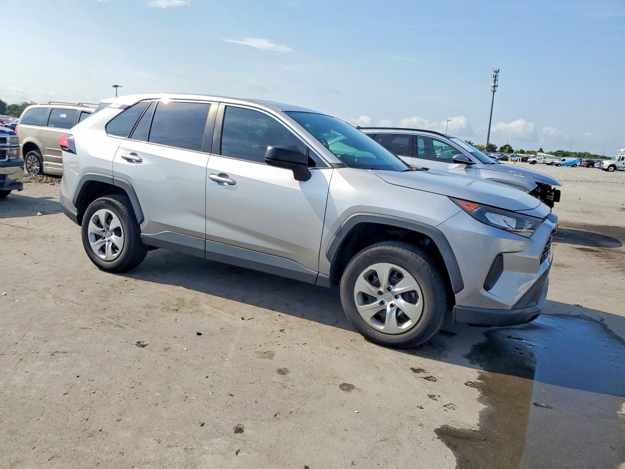 2022 TOYOTA RAV4 LE — снимка 4