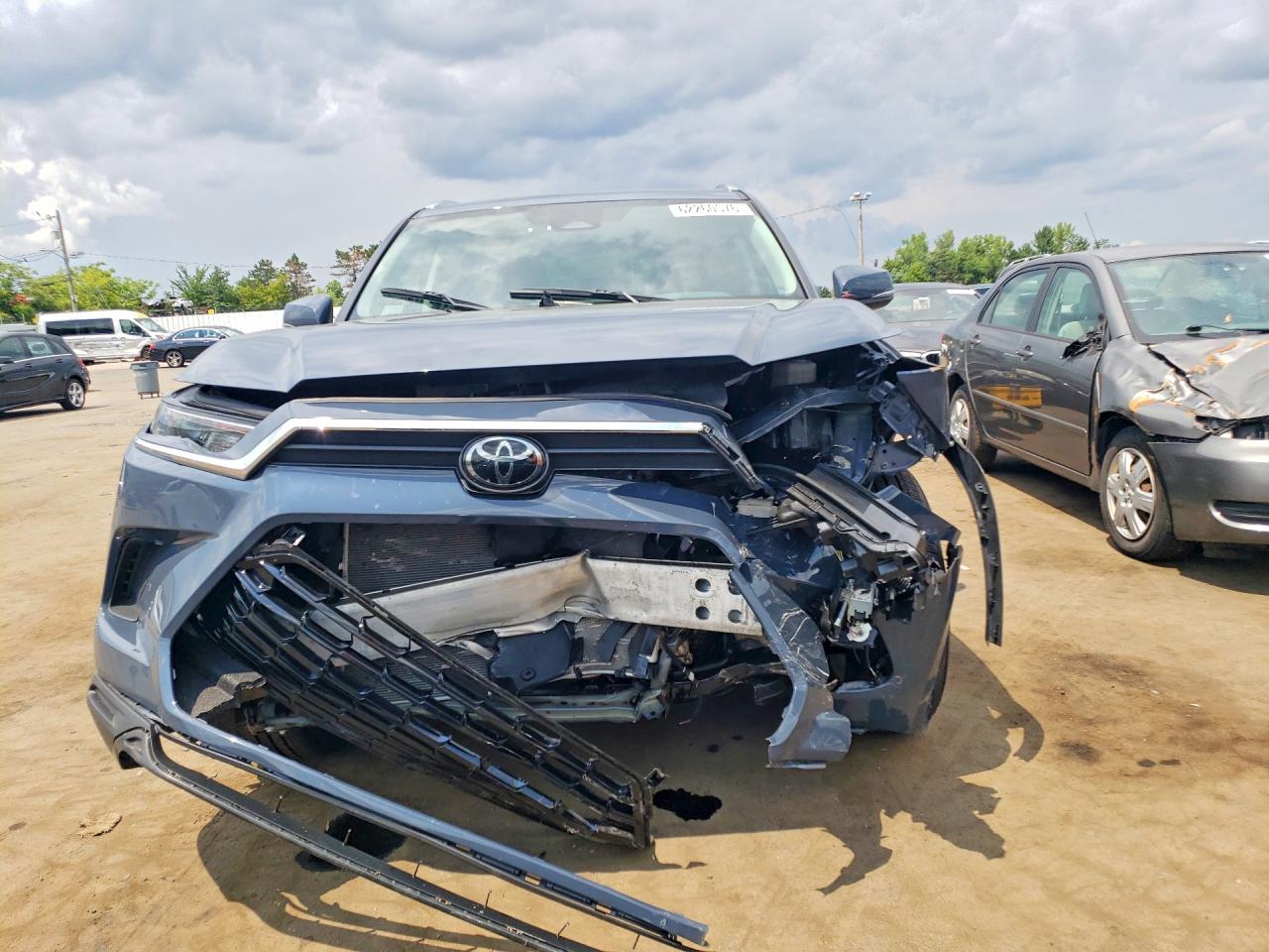 2025 TOYOTA GRAND HIGHLANDER XLE — снимка 5