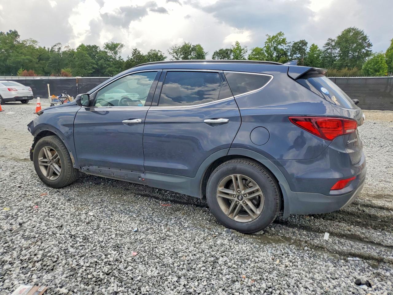 2017 HYUNDAI SANTA FE SPORT 2.4L — снимка 2