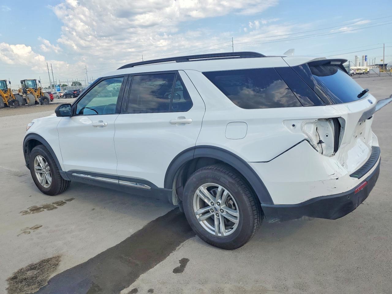 2020 FORD EXPLORER XLT — снимка 2