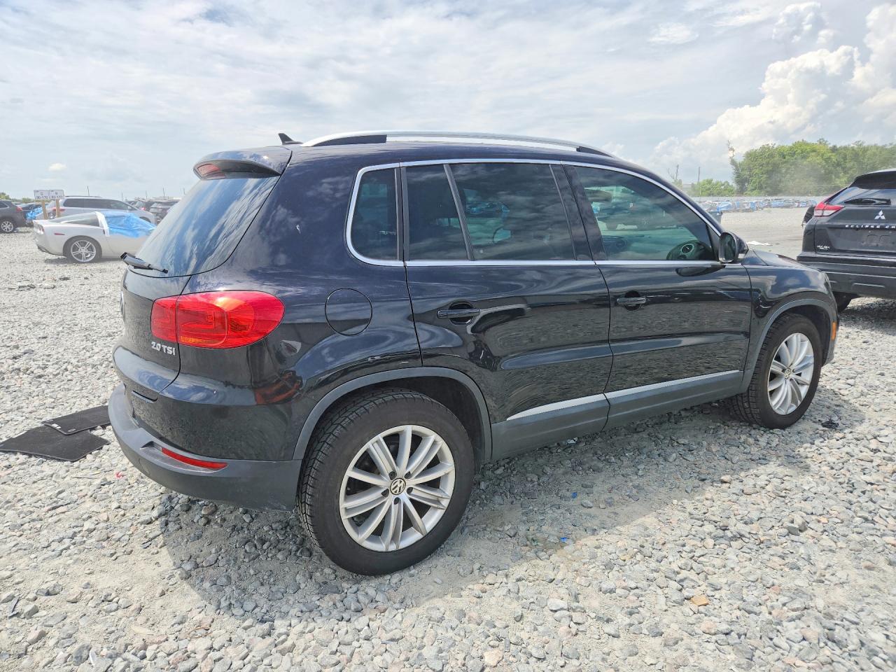 2015 VOLKSWAGEN TIGUAN S — снимка 3