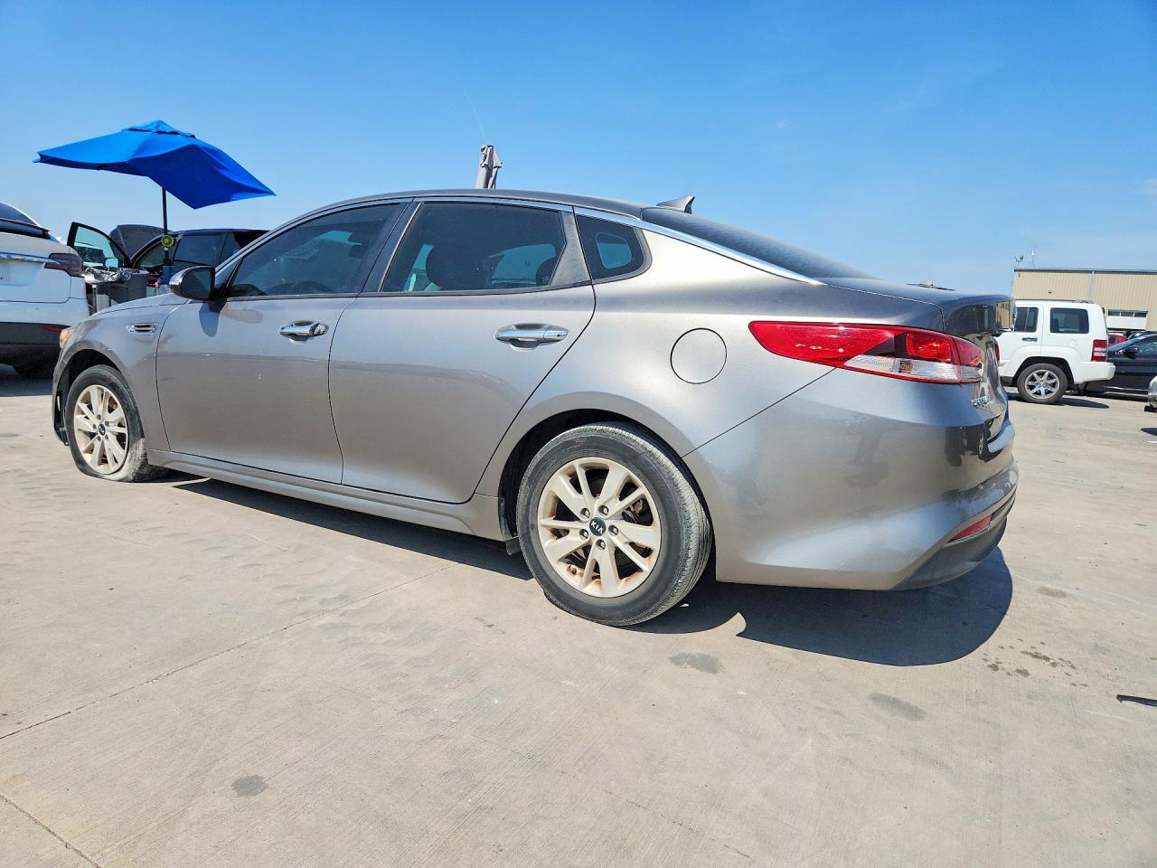 2018 KIA OPTIMA LX — снимка 2