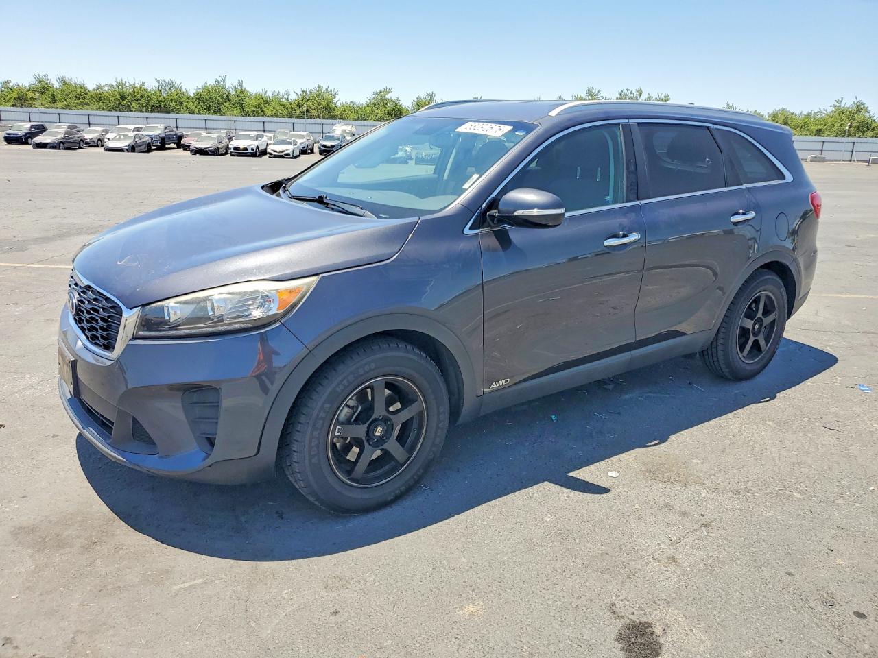 2019 KIA SORENTO LX
