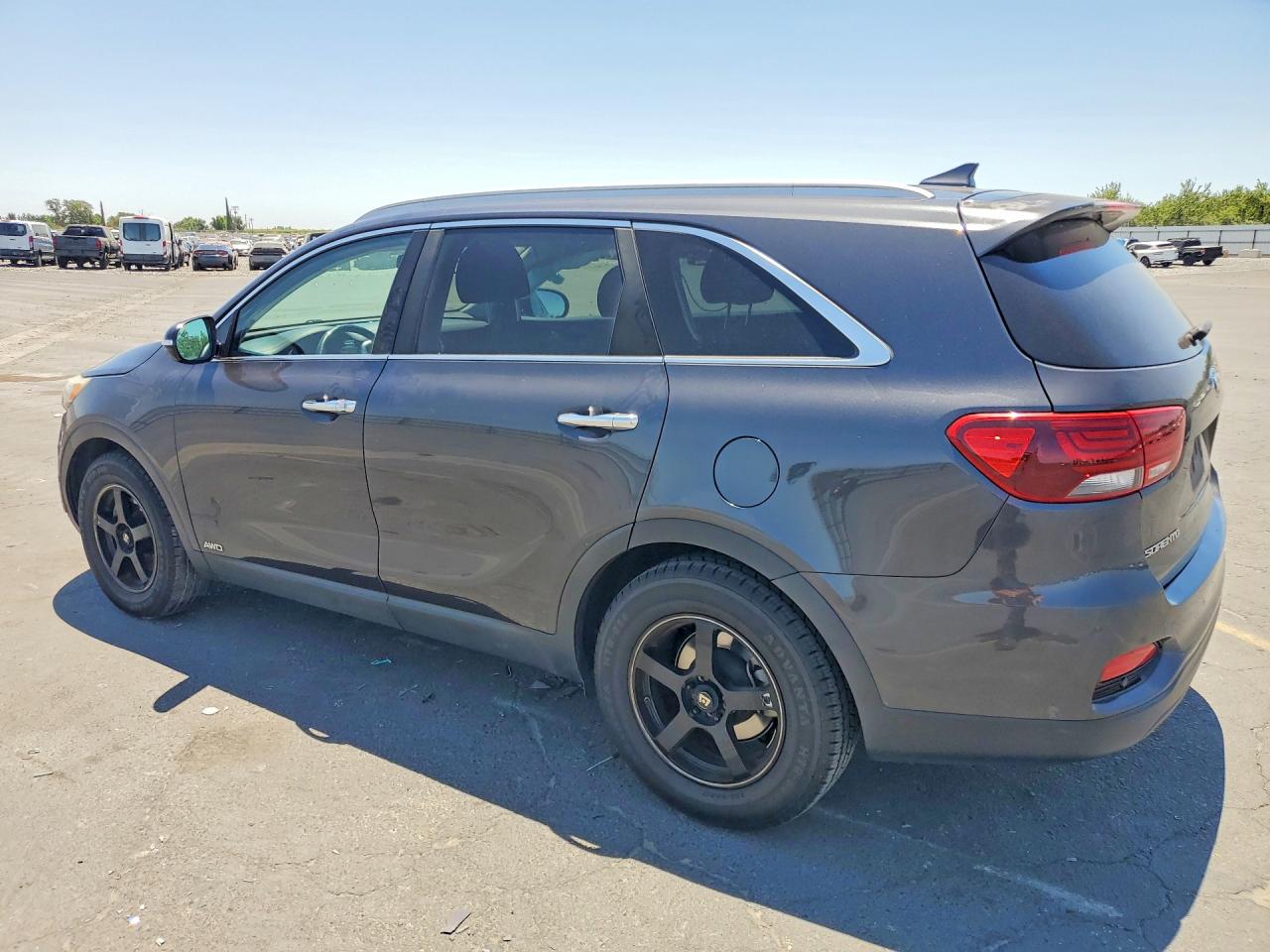 2019 KIA SORENTO LX — снимка 2
