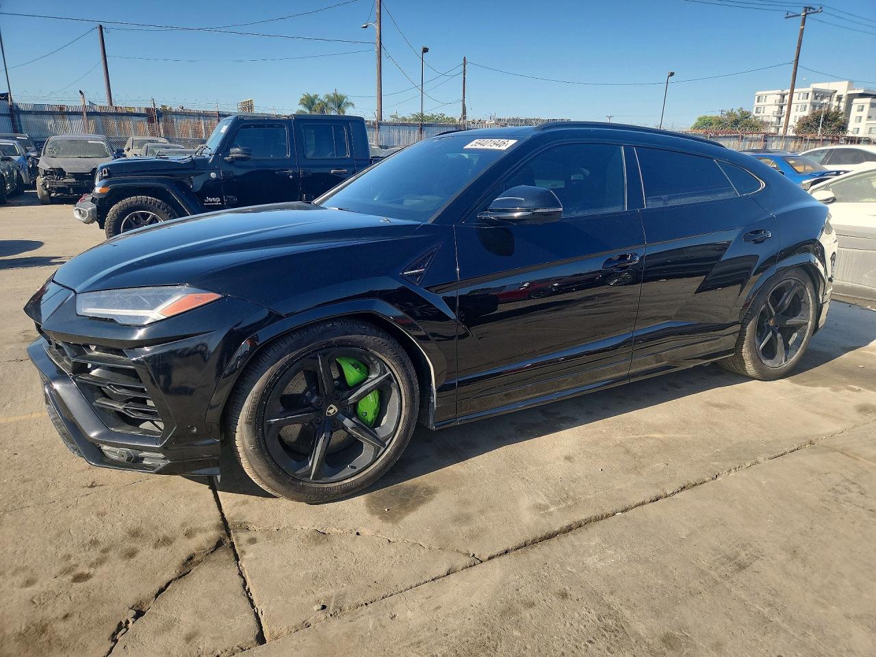 2019 LAMBORGHINI URUS
