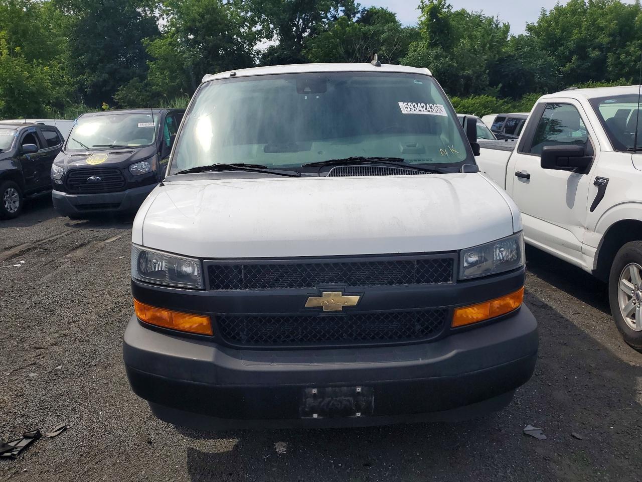 2020 CHEVROLET EXPRESS G2500 — снимка 5