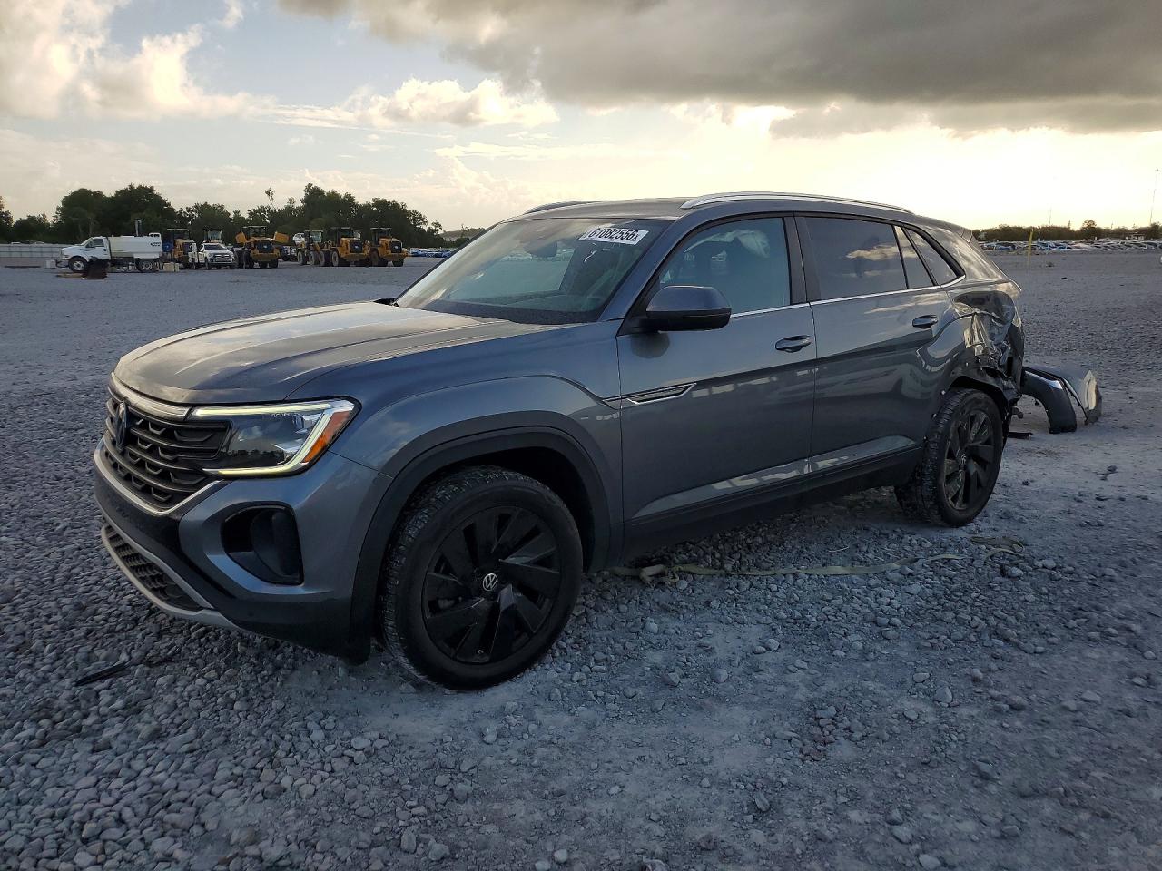 2024 VOLKSWAGEN ATLAS CROSS SPORT SE