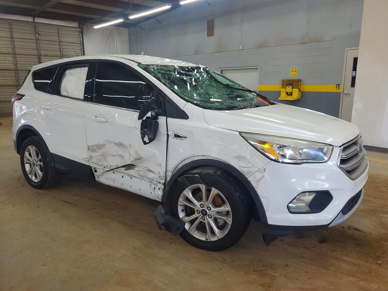 2017 FORD ESCAPE SE — снимка 4