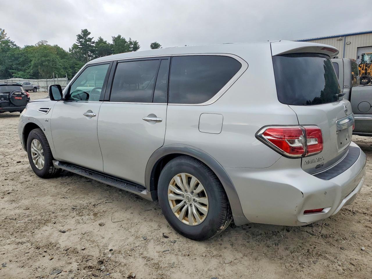 2017 NISSAN ARMADA SV — снимка 2