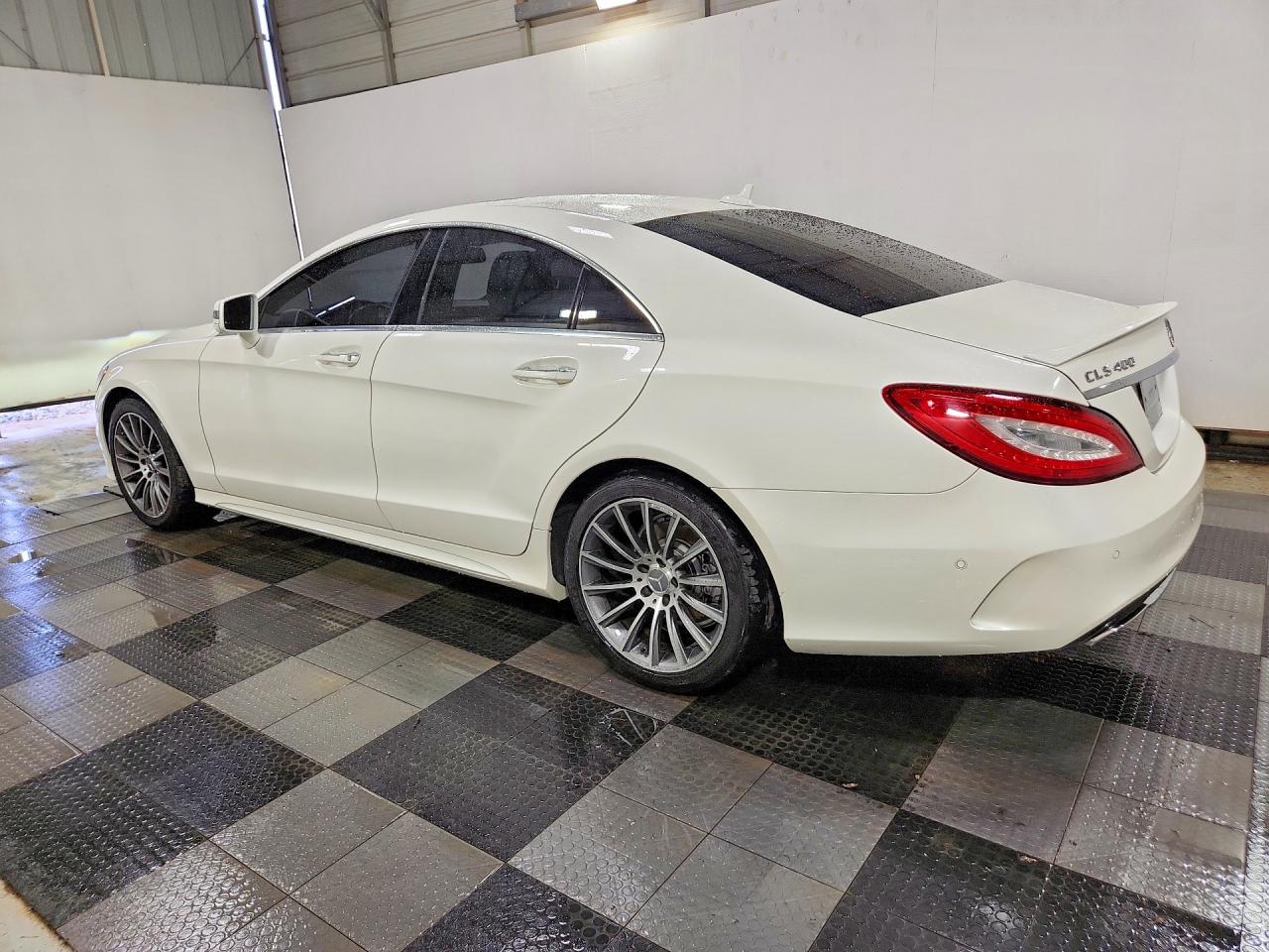 2015 MERCEDES-BENZ CLS 400 — снимка 2