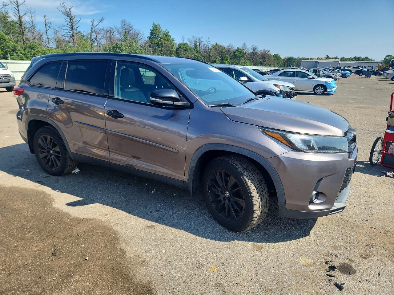 2019 TOYOTA HIGHLANDER SE — снимка 4