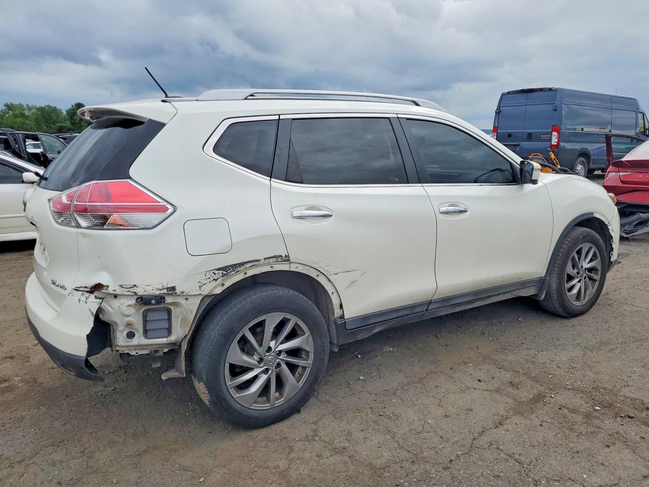 2015 NISSAN ROGUE SL — снимка 3