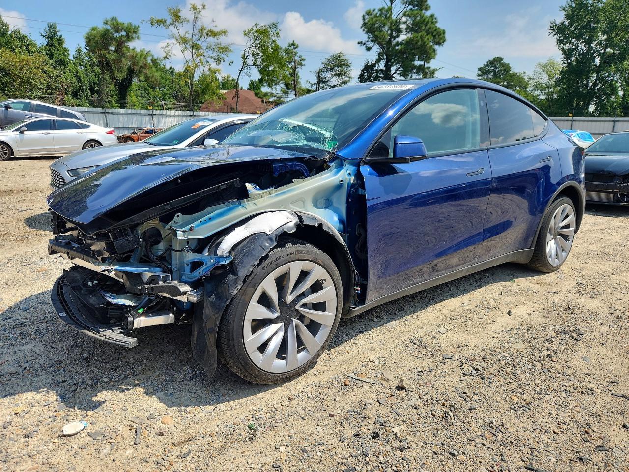 2026 TESLA MODEL Y