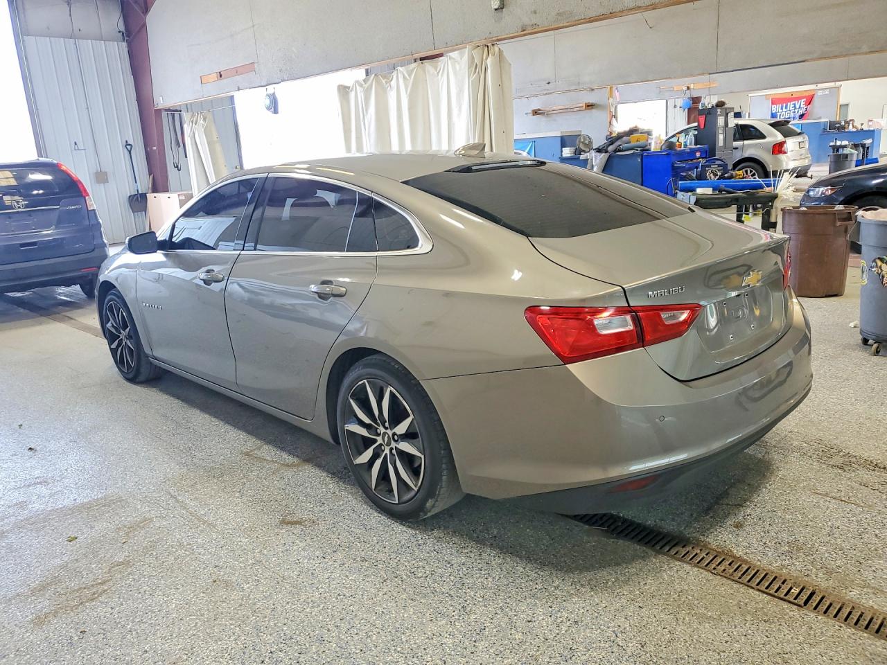 2017 CHEVROLET MALIBU LT — снимка 2