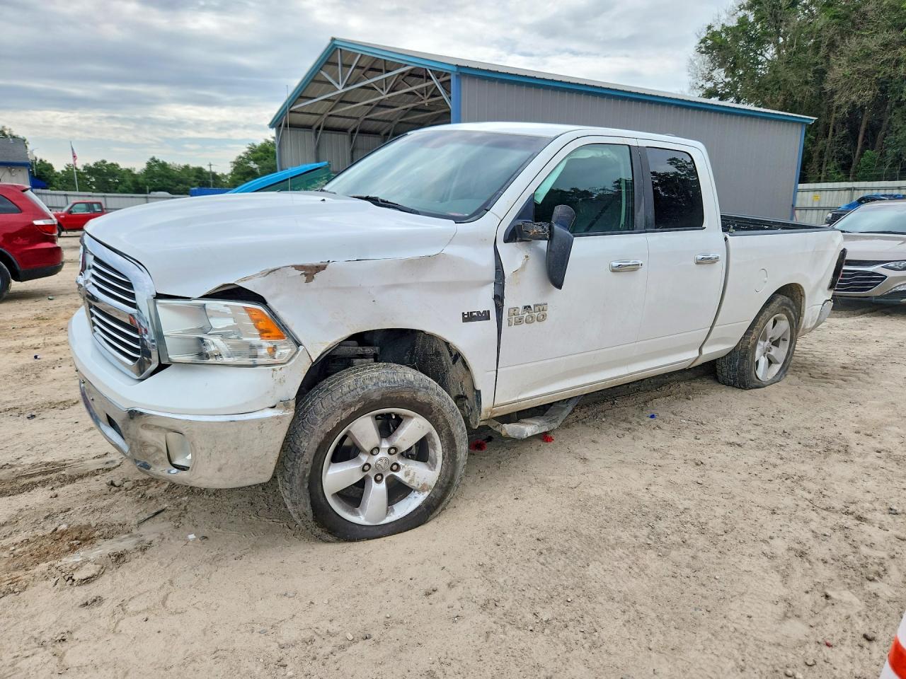 2016 RAM 1500 SLT