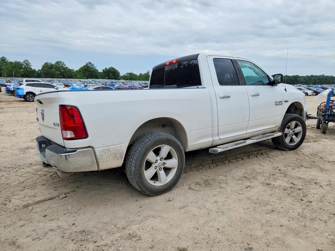 2016 RAM 1500 SLT — снимка 3
