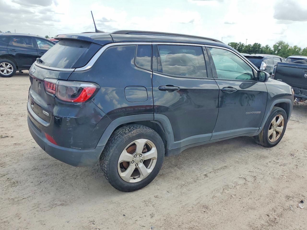 2021 JEEP COMPASS LATITUDE — снимка 3