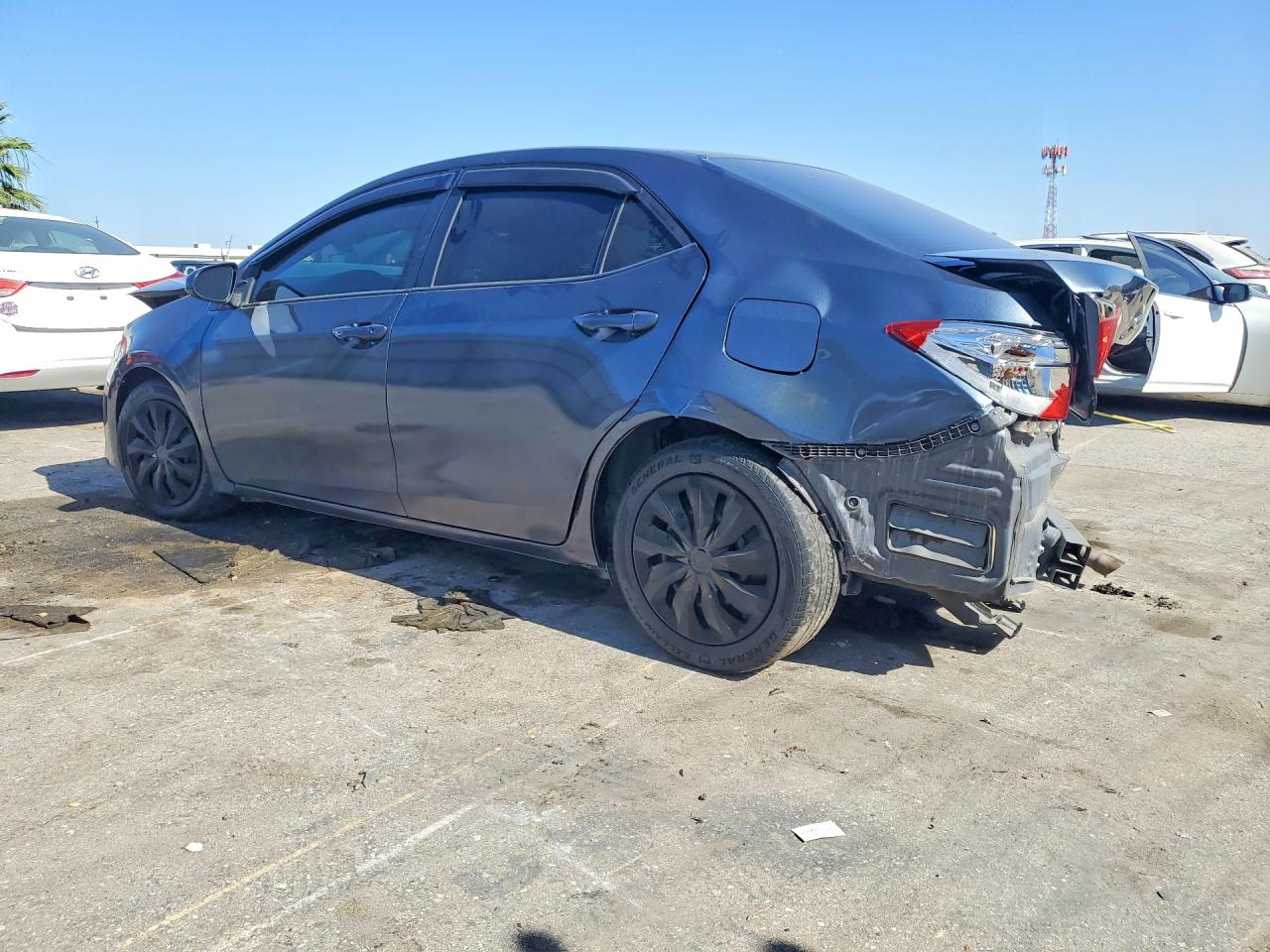 2018 TOYOTA COROLLA LE — снимка 2