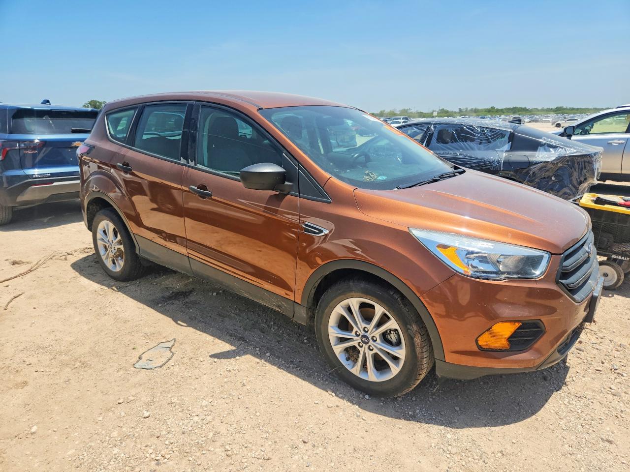 2017 FORD ESCAPE S — снимка 4