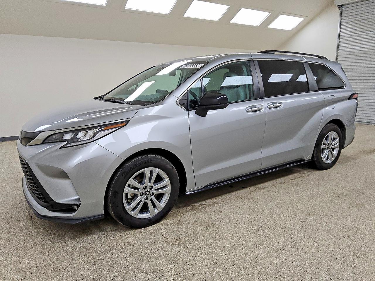 2023 TOYOTA SIENNA