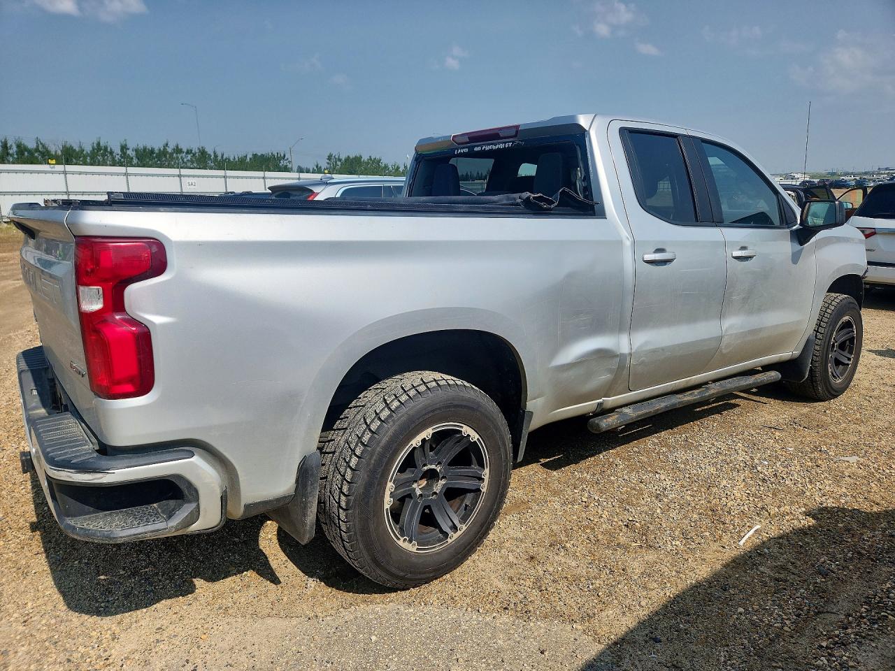 2020 CHEVROLET SILVERADO K1500 RST — снимка 3