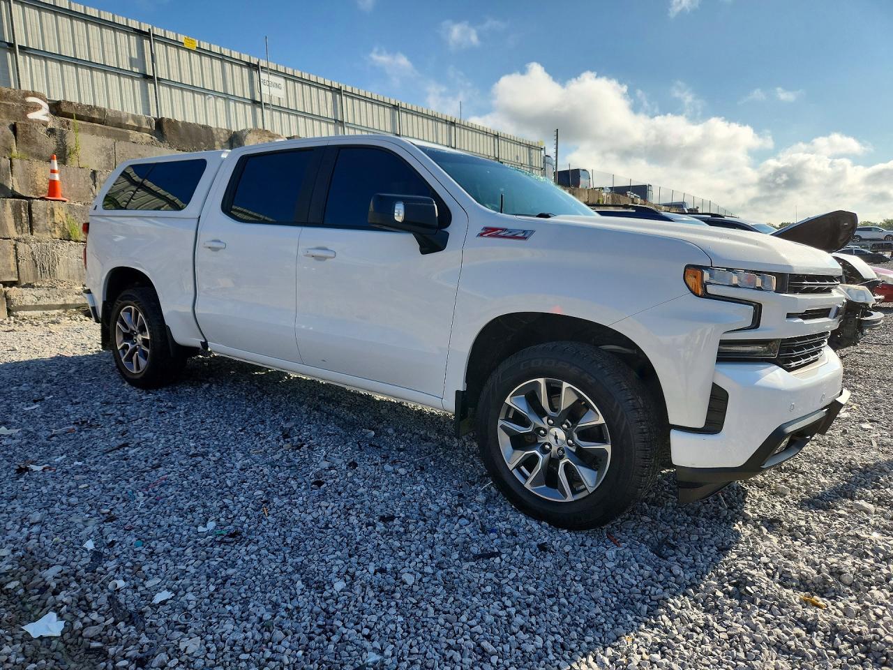 2019 CHEVROLET SILVERADO K1500 RST — снимка 4