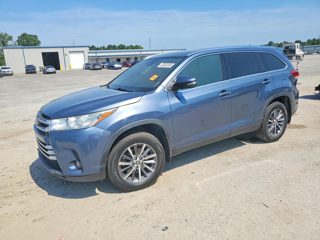 2019 TOYOTA HIGHLANDER XLE