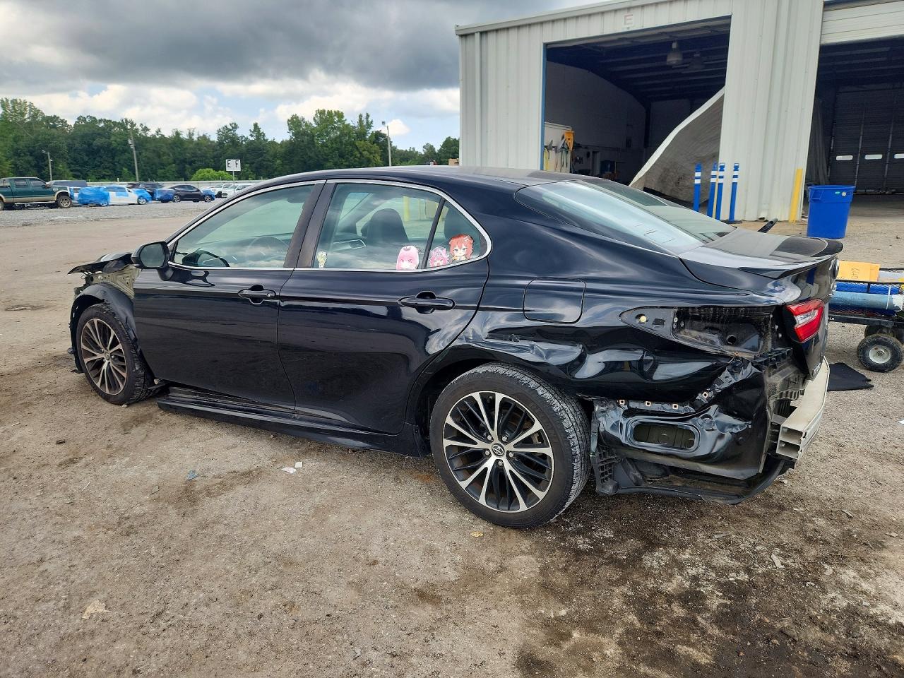 2018 TOYOTA CAMRY SE — снимка 2