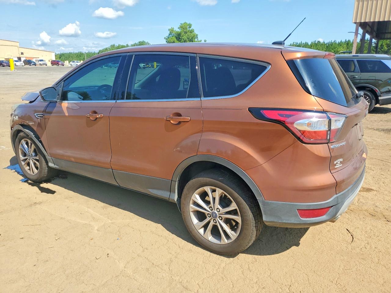 2017 FORD ESCAPE SE — снимка 2