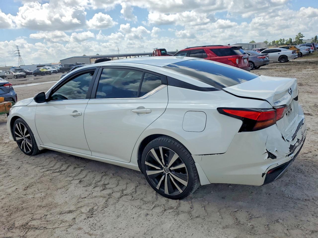 2020 NISSAN ALTIMA SR — снимка 2