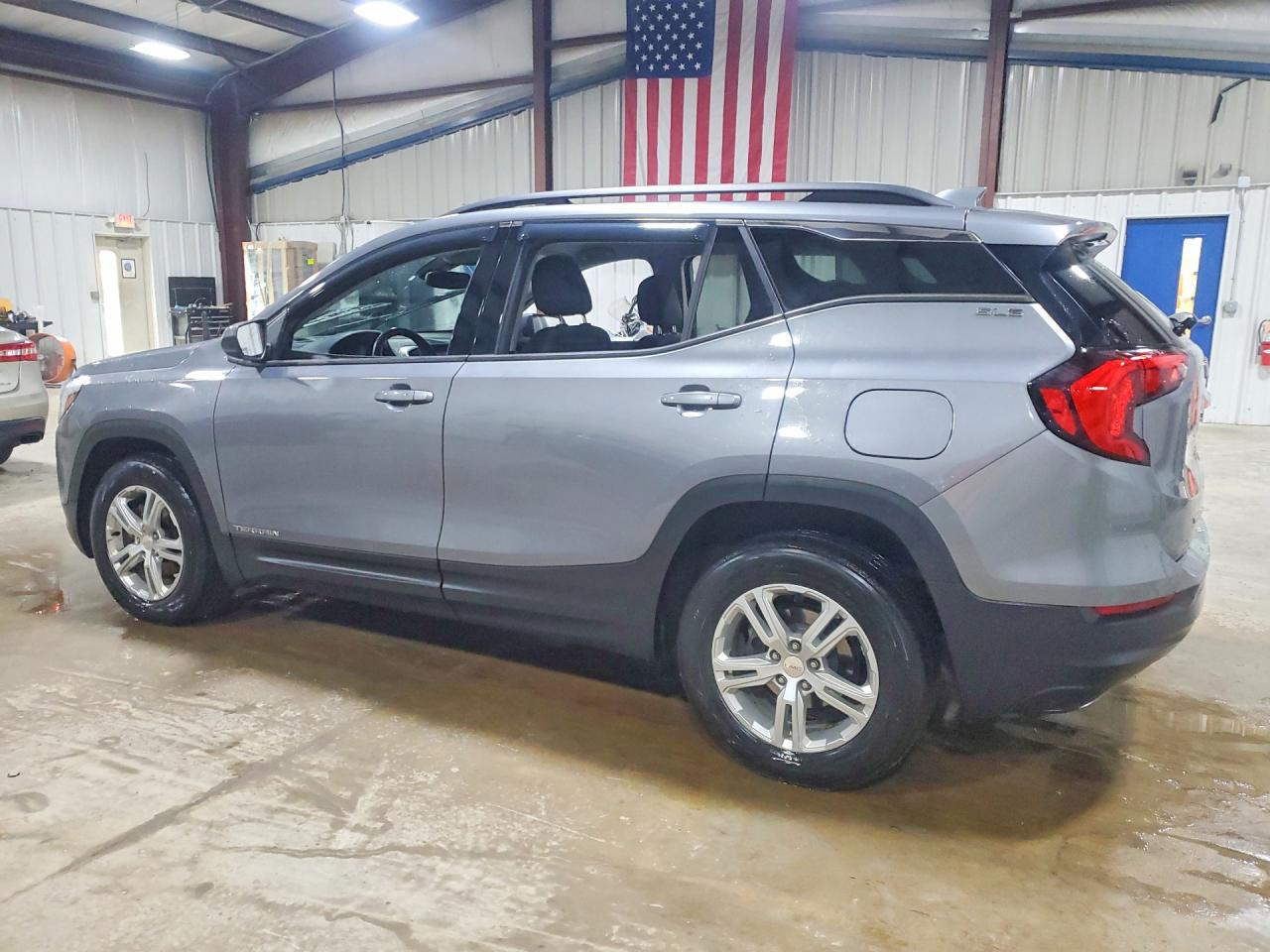 2020 GMC TERRAIN SLE — снимка 2