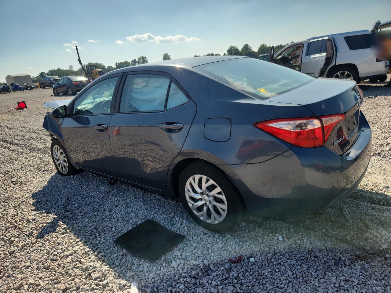 2019 TOYOTA COROLLA LE — снимка 2