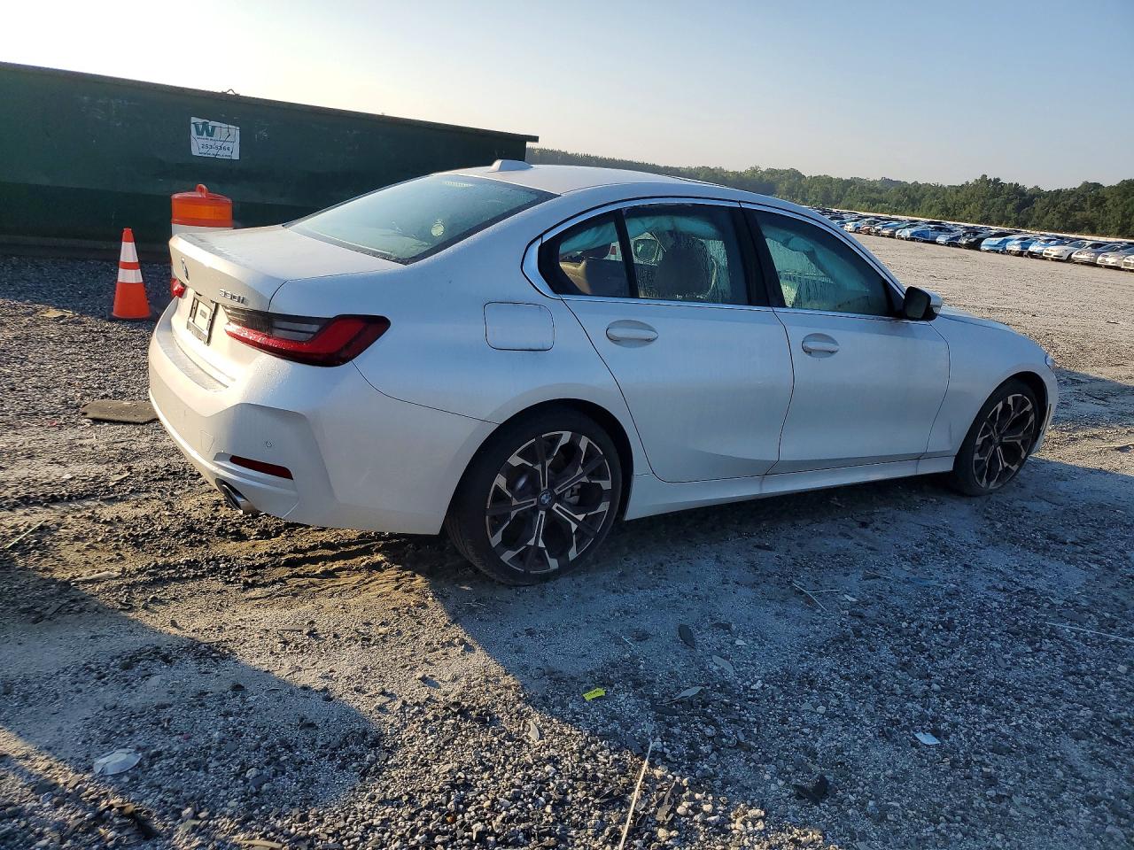 2025 BMW 330I — снимка 3