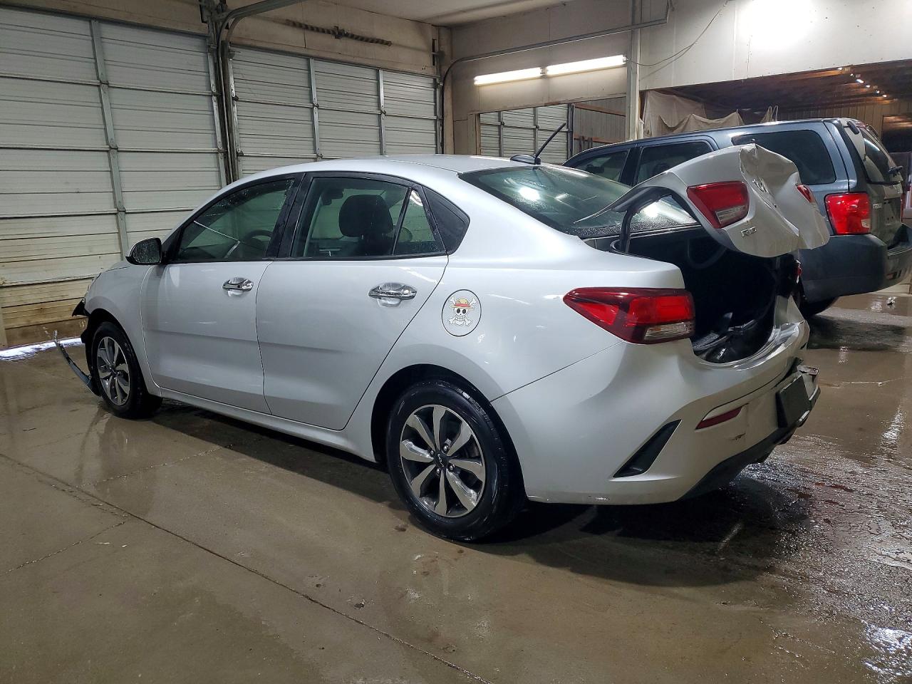 2022 KIA RIO S — снимка 2