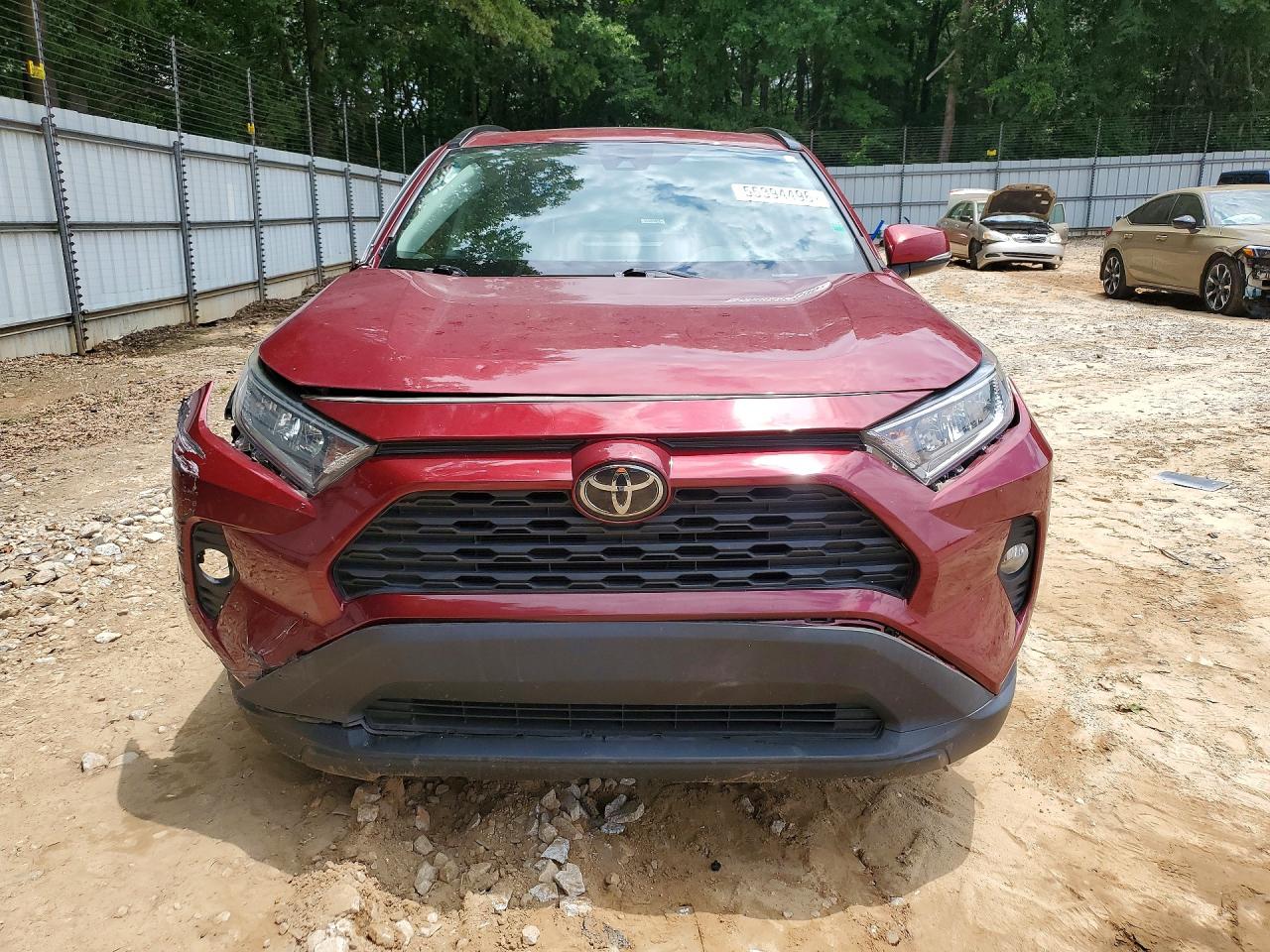 2020 TOYOTA RAV4 XLE — снимка 5