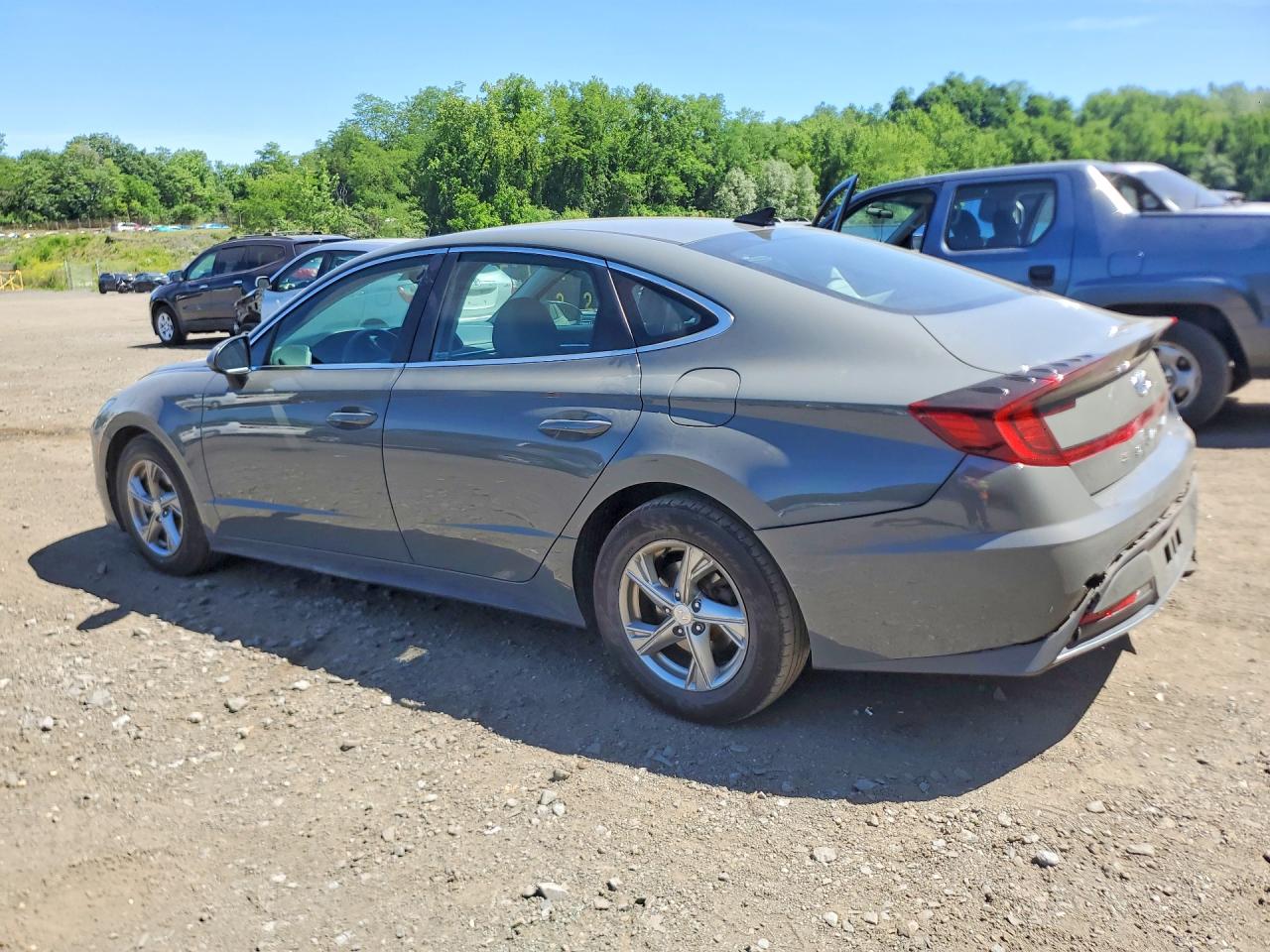 2020 HYUNDAI SONATA SE — снимка 2