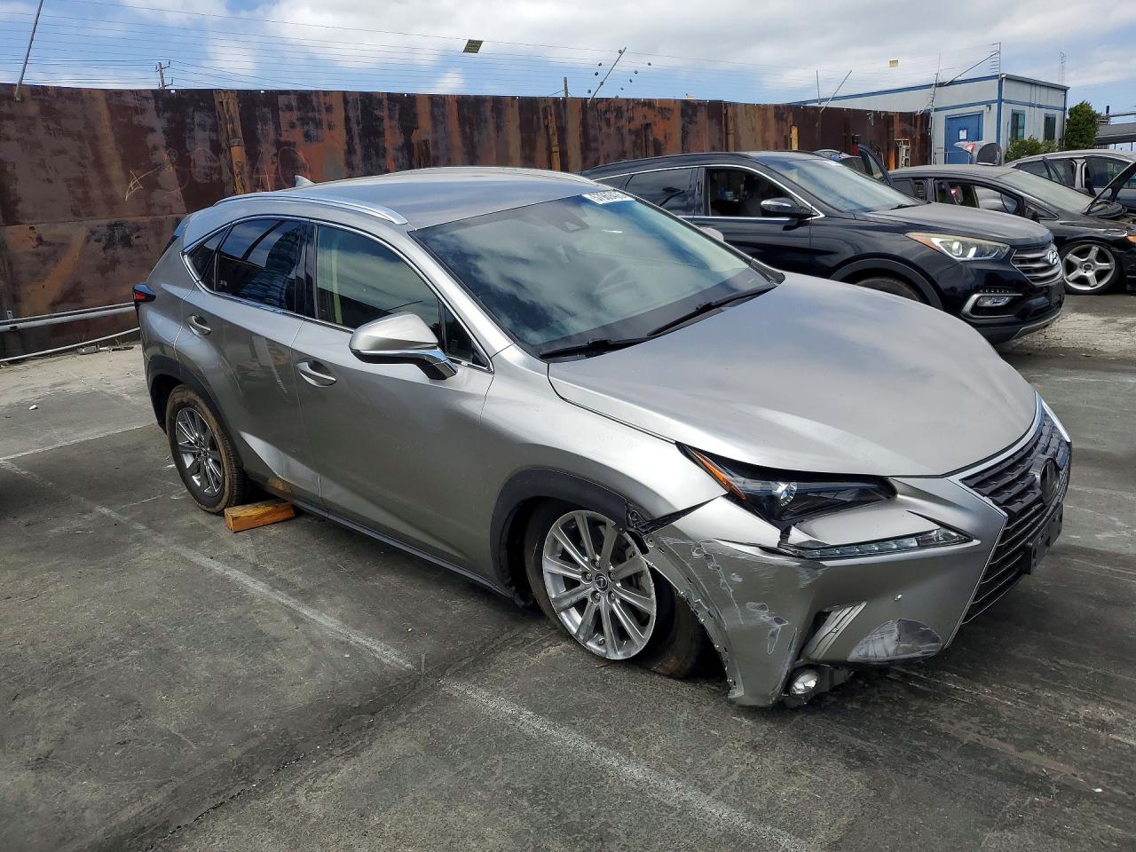 2021 LEXUS NX 300 BASE — снимка 4