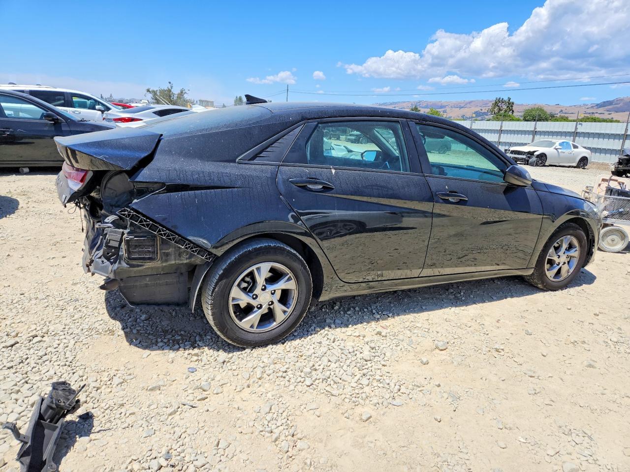 2021 HYUNDAI ELANTRA SE — снимка 3