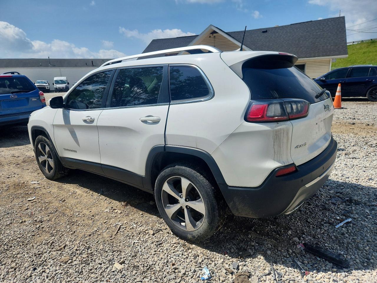 2019 JEEP CHEROKEE LIMITED — снимка 2